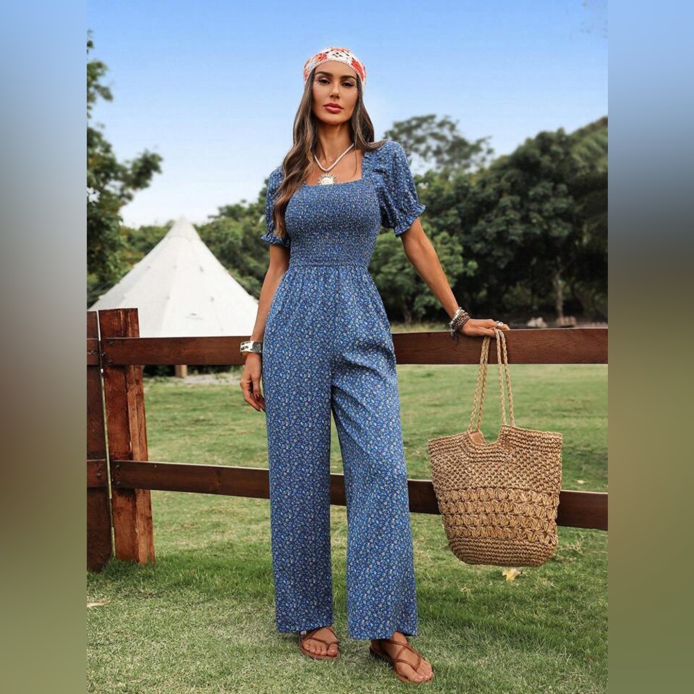 Square-Neck Puff Sleeve Floral Jumpsuit
